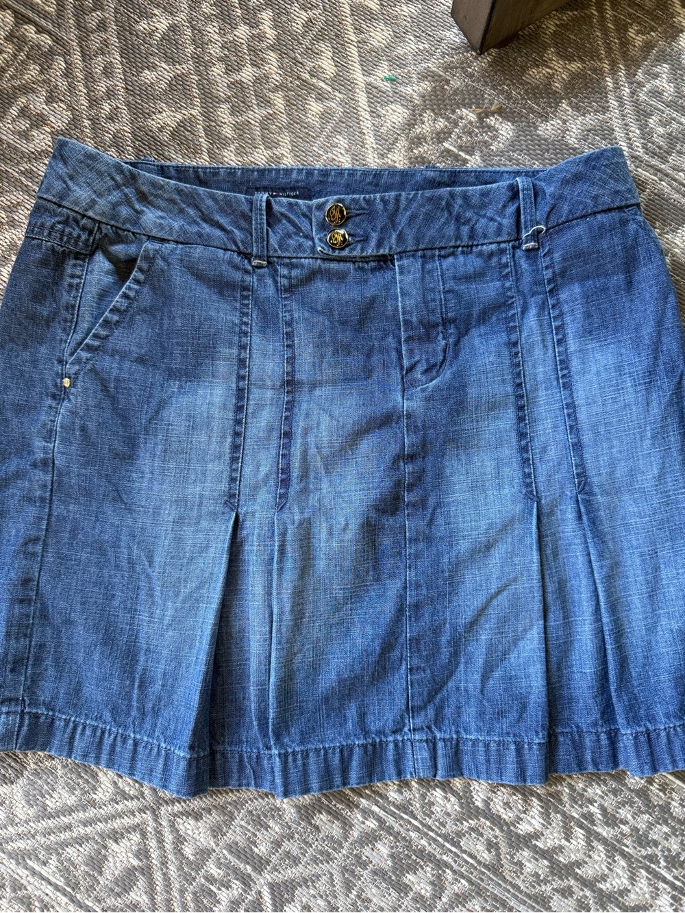Tommy Hilfilger Women's Denim Pleated Mini Skirt - Blue size 10